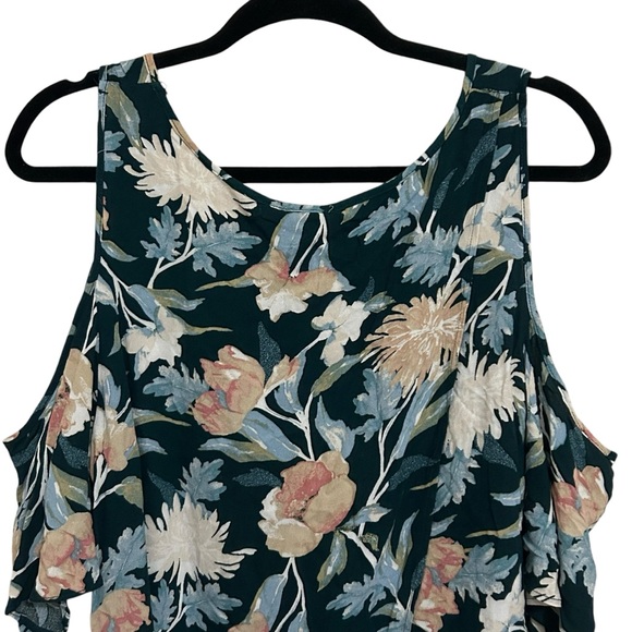 DAYTRIP Floral Flutter Sleeve Cold Shoulder Tulip Back Top L - Picture 7 of 15